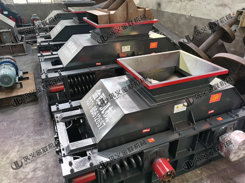 小型對輥式破碎機的價格是多少錢一臺,有哪些型號推薦? 小型對輥式破碎機的價格是多少錢一臺,有哪些型號推薦?