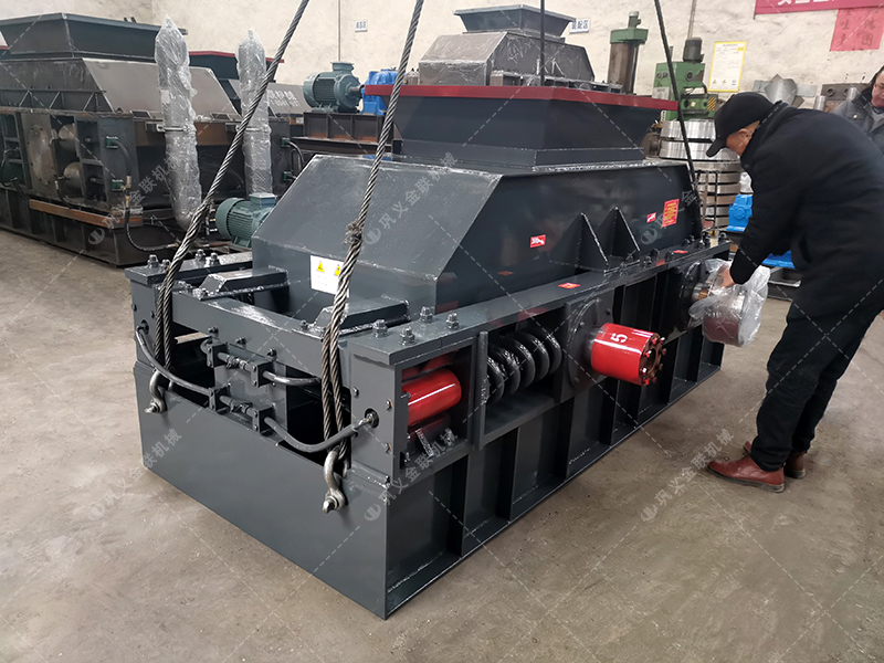 直聯式2PG0806對輥破碎制砂機發貨圖片