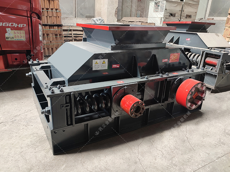 2PGC900X900雙齒輥破碎機發(fā)貨圖片_發(fā)往內(nèi)蒙古烏海_粉碎煤 2PGC900X900雙齒輥破碎機發(fā)貨圖片_發(fā)往內(nèi)蒙古烏海_粉碎煤