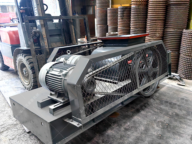 2PGC小型雙齒輥破碎機發貨圖片_發往湖南婁底_破碎冰塊 2PGC小型雙齒輥破碎機發貨圖片_發往湖南婁底_破碎冰塊