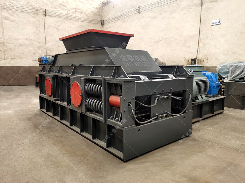 傳統(tǒng)破碎生產(chǎn)線為何要加裝對(duì)輥破碎機(jī)作為終破設(shè)備？