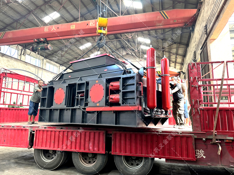 對(duì)輥制砂機(jī)價(jià)格差異大的原因:配置與性能深度對(duì)比 對(duì)輥制砂機(jī)價(jià)格差異大的原因:配置與性能深度對(duì)比